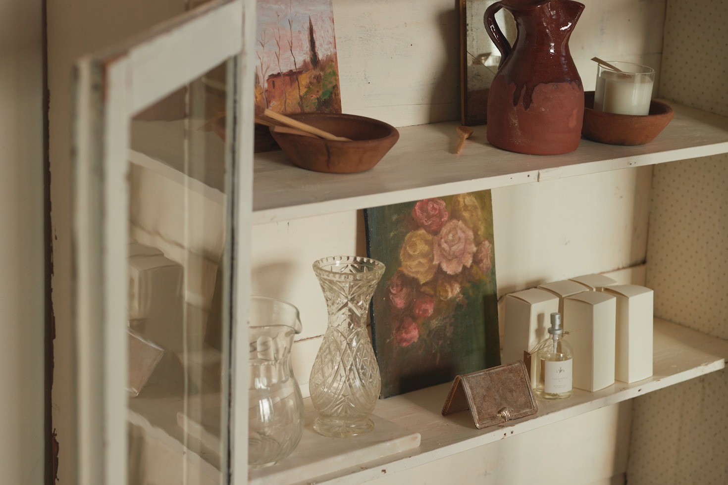 Art Pieces That Transform Any Living Space